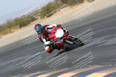 media/Mar-28-2022-Superbike Trackdays (Mon) [[b8603d0f67]]/Open Track Time/Turn 3 Inside/